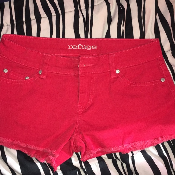 Shorts - Picture 6 of 8